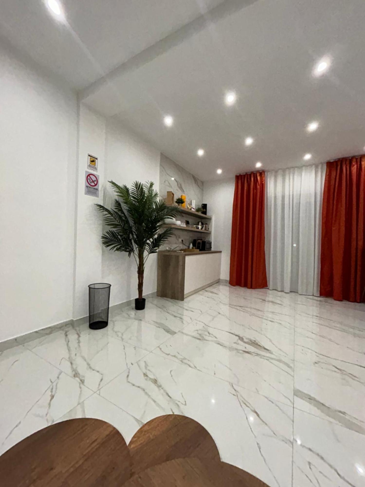 Savior Deluxe Rooms Neapel Exterior foto